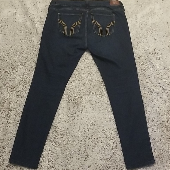 Hollister skinny jeans - Picture 3 of 3
